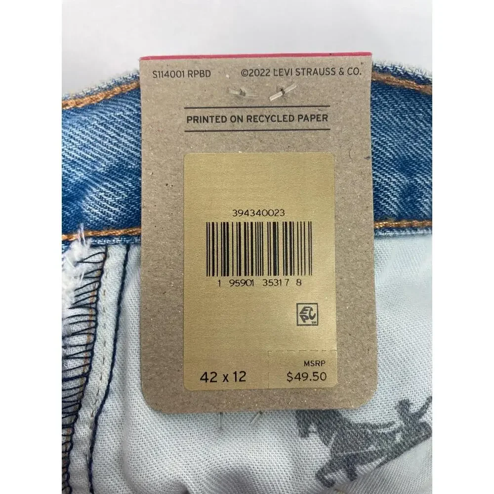 Levi’s 469 Denim Loose Fit Light Wash‎ Raw Hem Shorts 42” - Picture 4 of 5